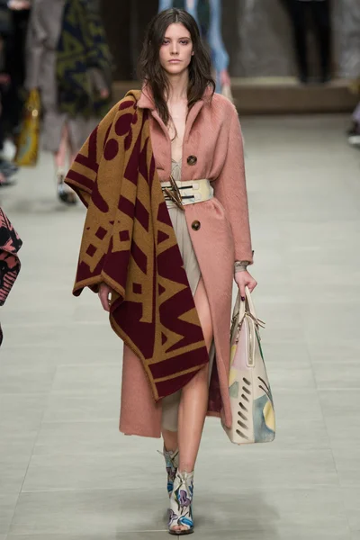 Look 29